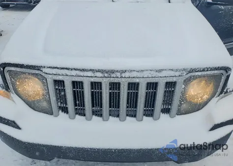 2012 Jeep Liberty Jet z USA, uszkodzony, nr VIN 1C4PJMFK6CW112959